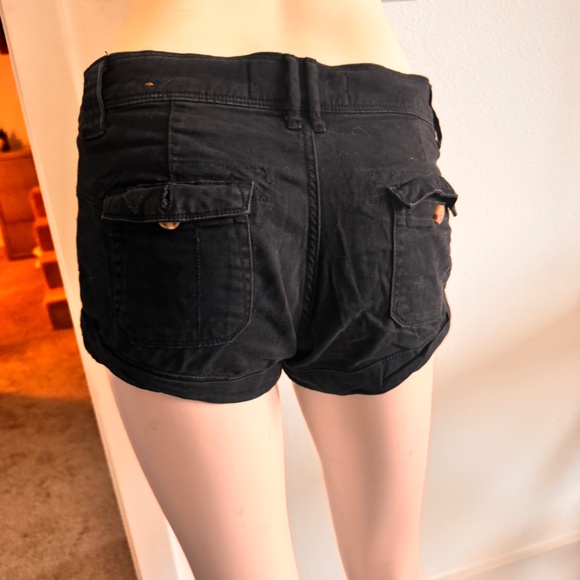 Hollister Shorts - Picture 5 of 7